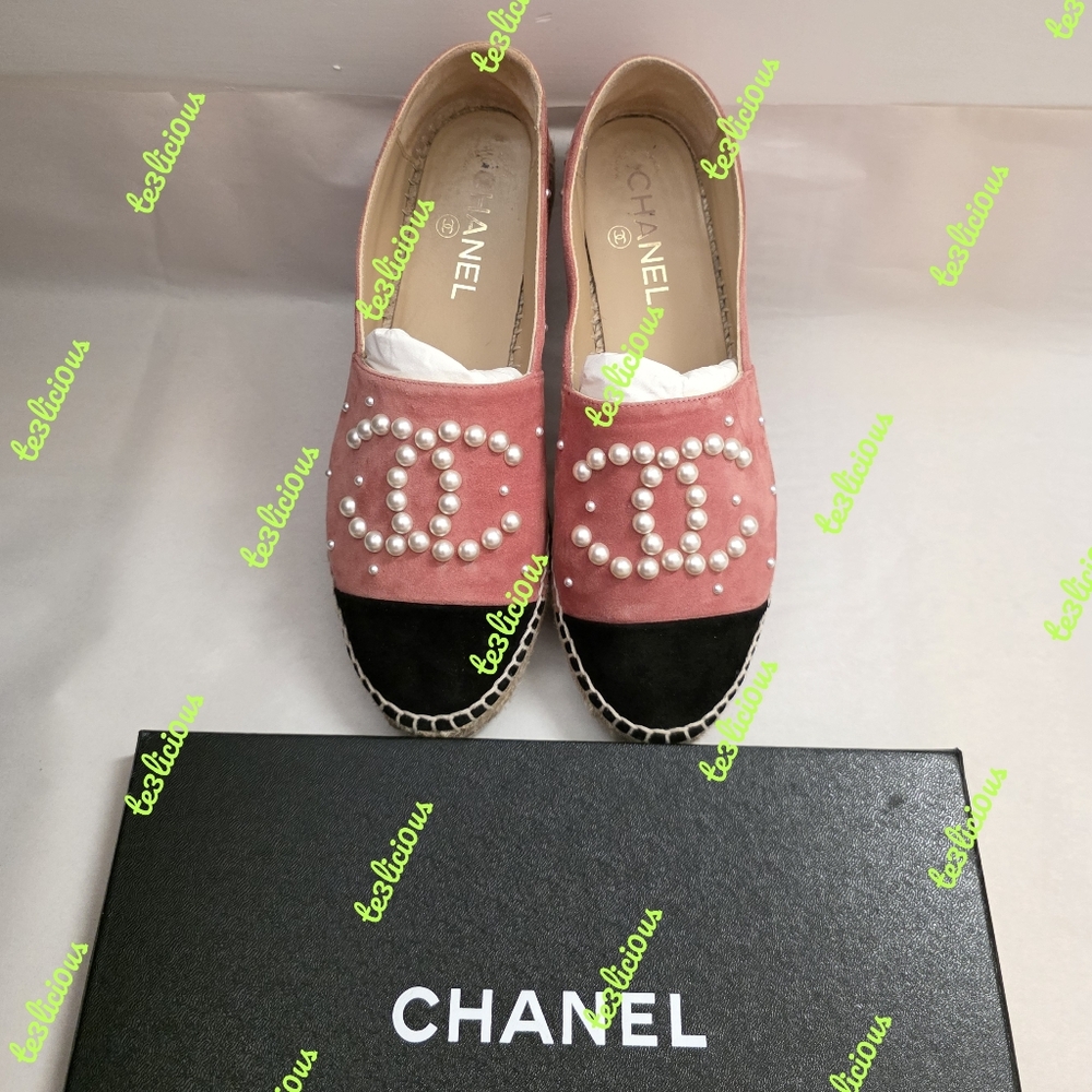 CHANEL 17B SUEDE PEARL PINK ESPADRILLES SIZE 38 *PRE-OWNED* - Picture 2 of 13